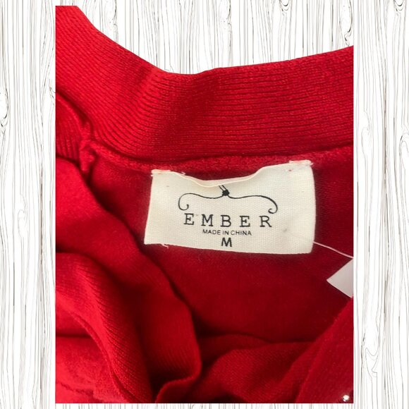 Red sweater with off-shoulder design and sparkling crystals size  M - Picture 5 of 5